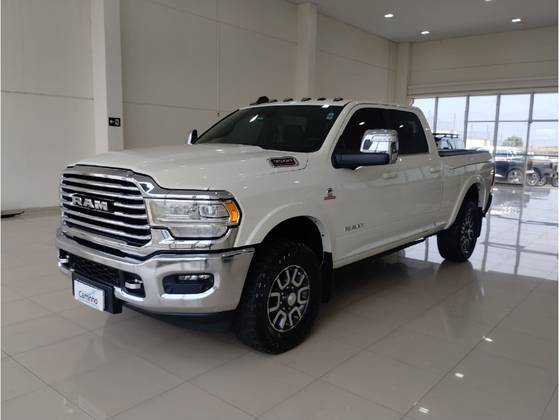 RAM 3500 6.7 I6 TURBO DIESEL LIMITED LONGHORN CD 4X4  AUTOMÁTICO